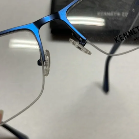 NEW Kenneth Cole Blue Metal Glasses